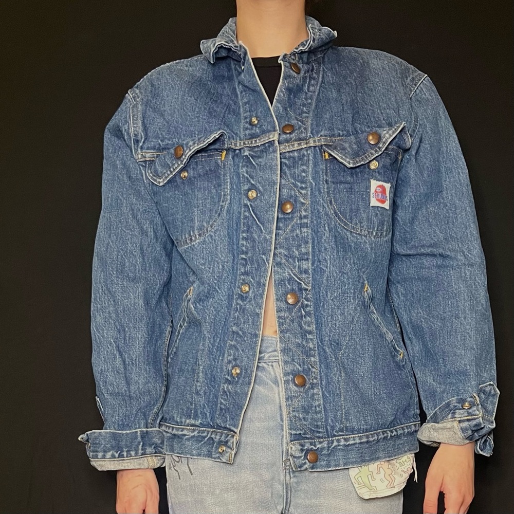 Vintage denim jacket with side pockets and patch mid wash